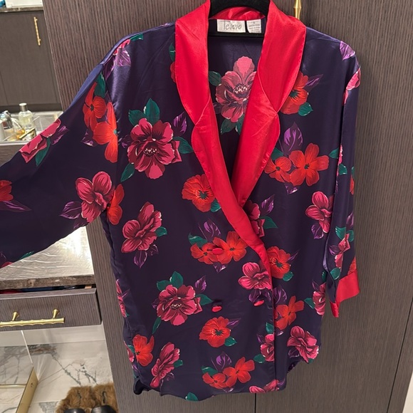 🌺✨TESORO Floral Robe ✨🌺 - Picture 7 of 10